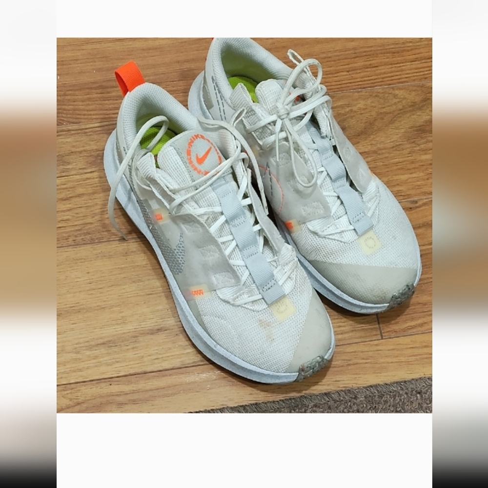 Nike White and Orange Athletic Shoes